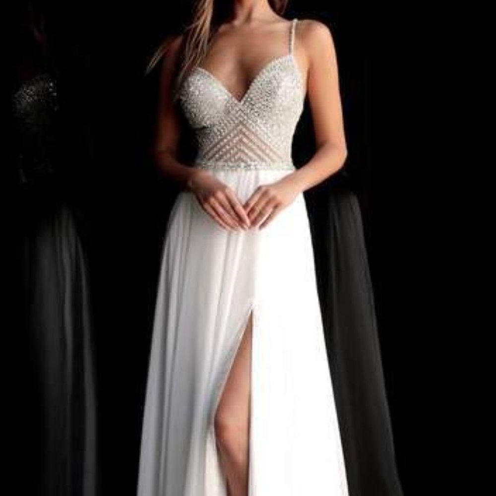 Jovani Beaded Plunging V-neck Chiffon A-line Navy Prom Dress Size 6